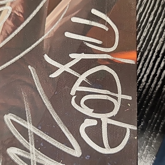 Autogtaphed Strange Music canvas VIP 2016 - Picture 9 of 17